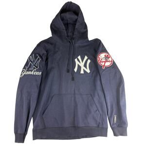 New York Yankees Blue Sweater - Size Medium - Great Condition
